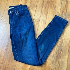 Levi’s 721 High Rise Skinny Midwash